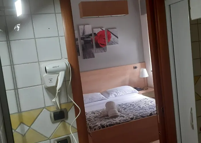 Central Room Fortuna Pompei